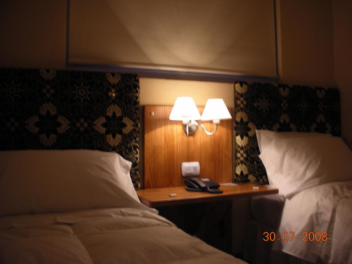 Euskadi Hotel General Pico Extérieur photo