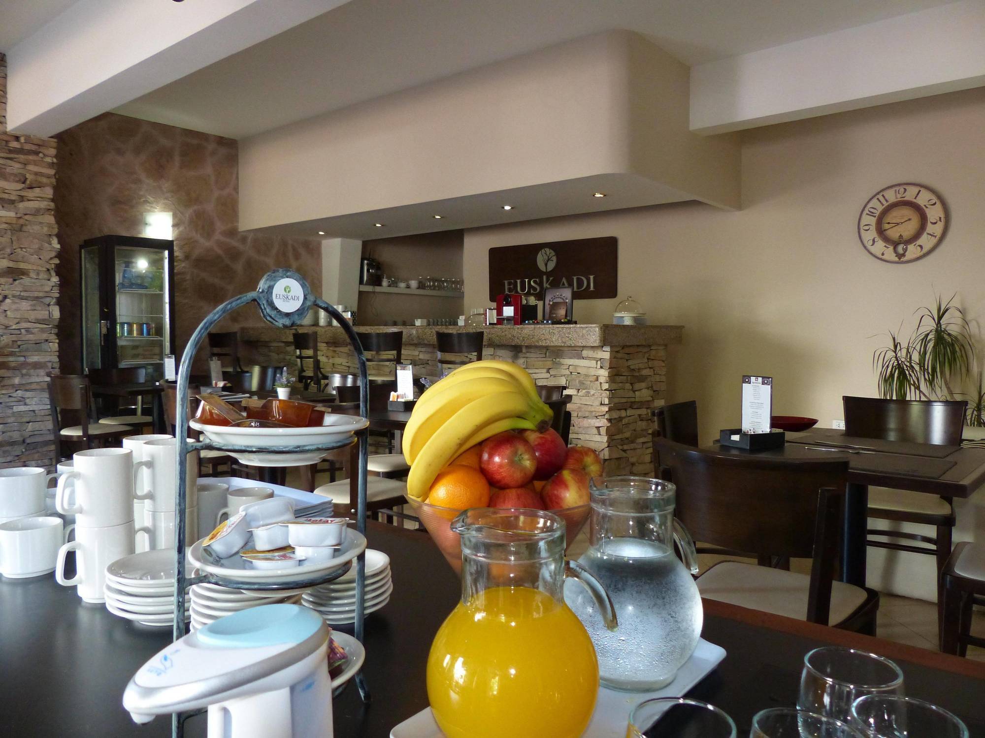 Euskadi Hotel General Pico Extérieur photo